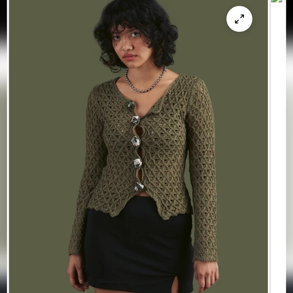 Unif Garden Sweater Crotchet Flower Button Size M - Picture 1 of 10